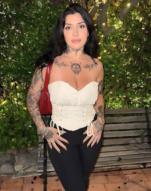 DiannaV