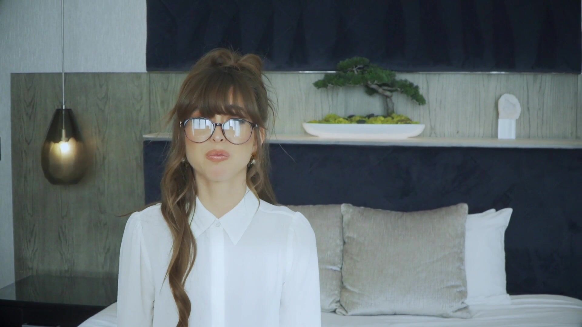 Riley Reid Roleplays As A Mommy For BF