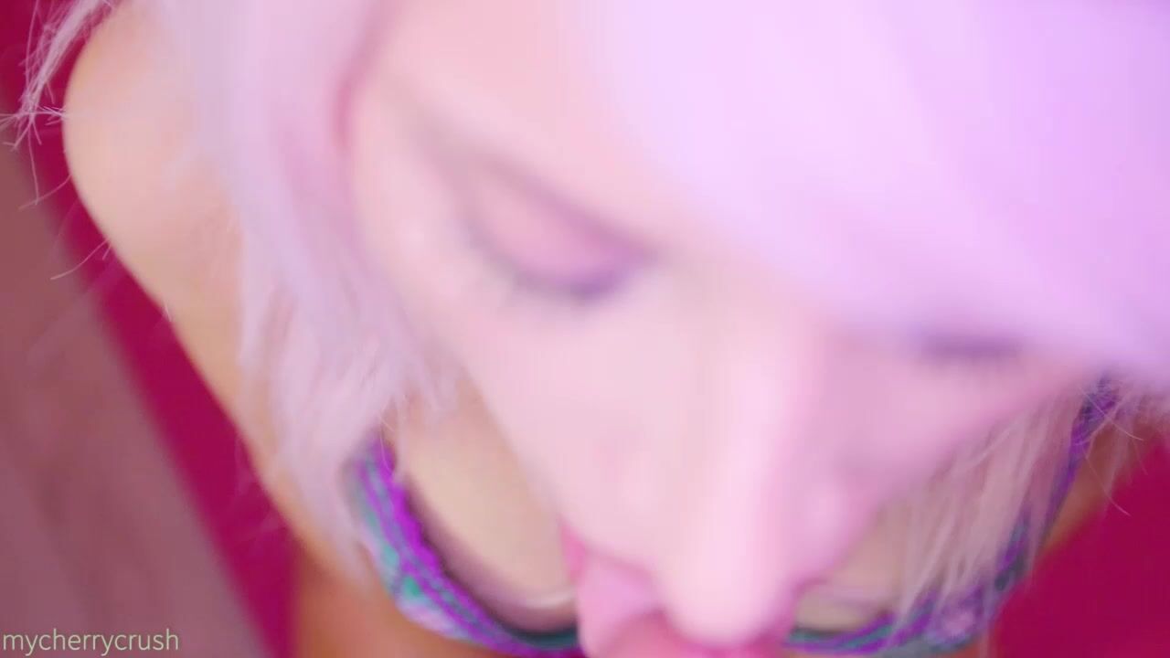 Little Elf Girl Cherrycrush Is A BJ Slut For Cock