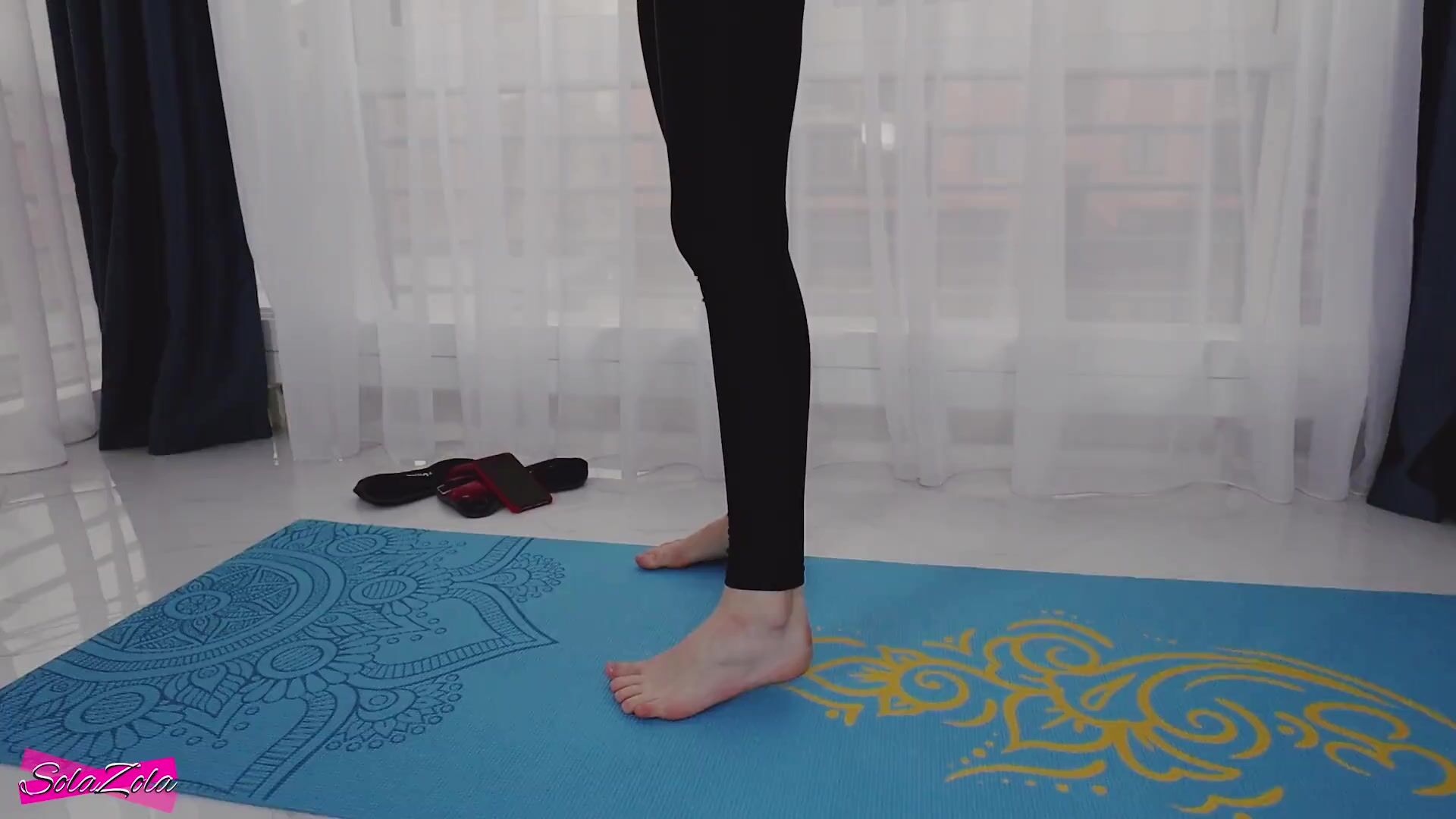 Solazola Does Yoga And Ends Up Fucking