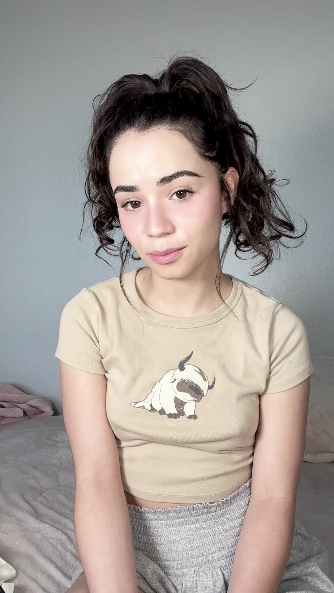 Jameliz Makes A JOI Video For Her Long-Distance Boyfriend