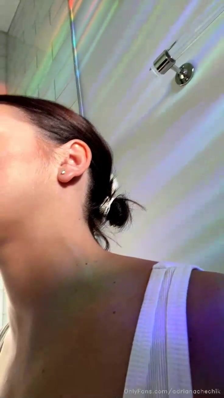 Adriana Chechik Sucks On Her Foot And Masturbates Outdoors