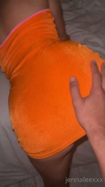 Jenna Lee Gets Her Tits Grabbed