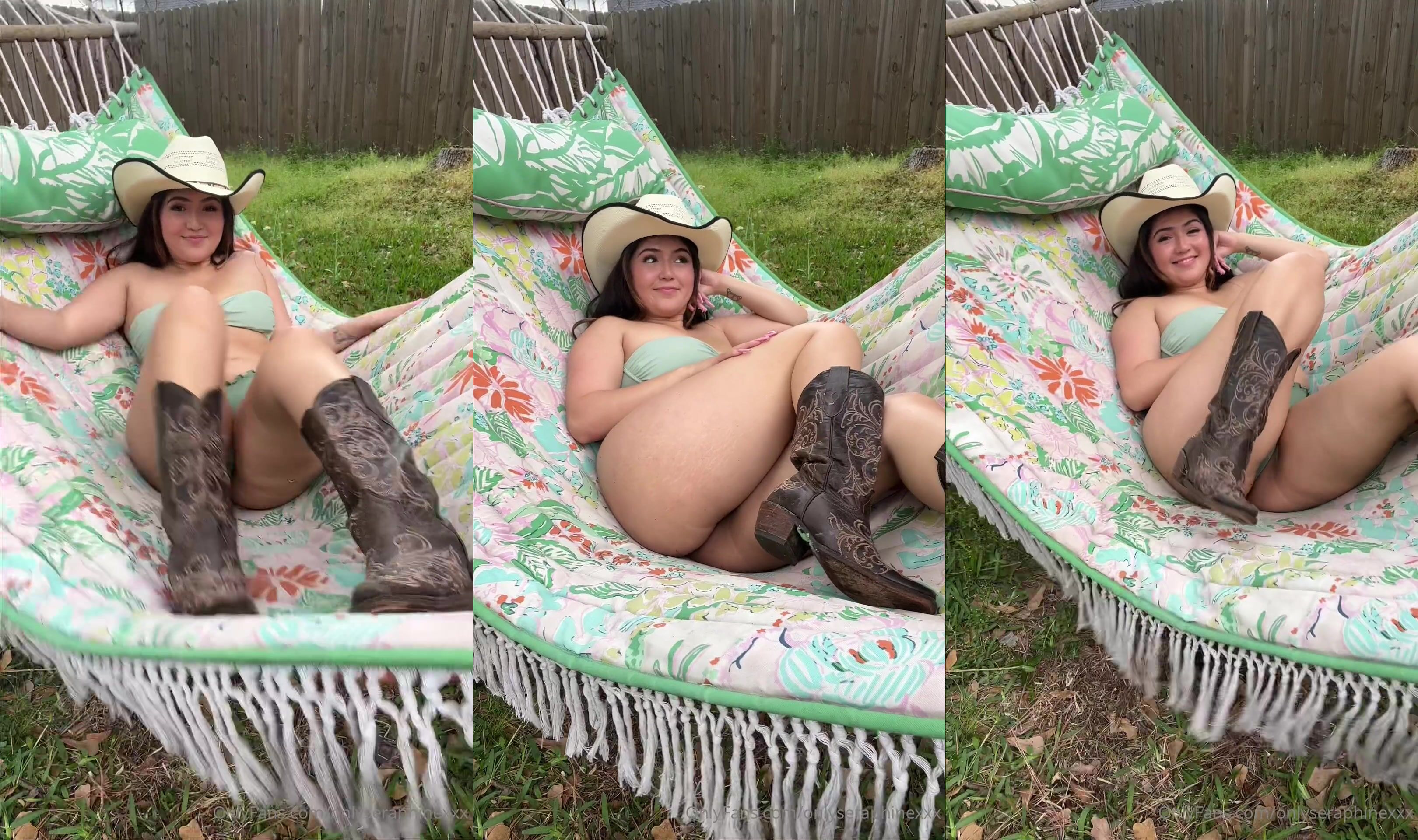 OnlySeraphineXxx Masturbating In A Hammock
