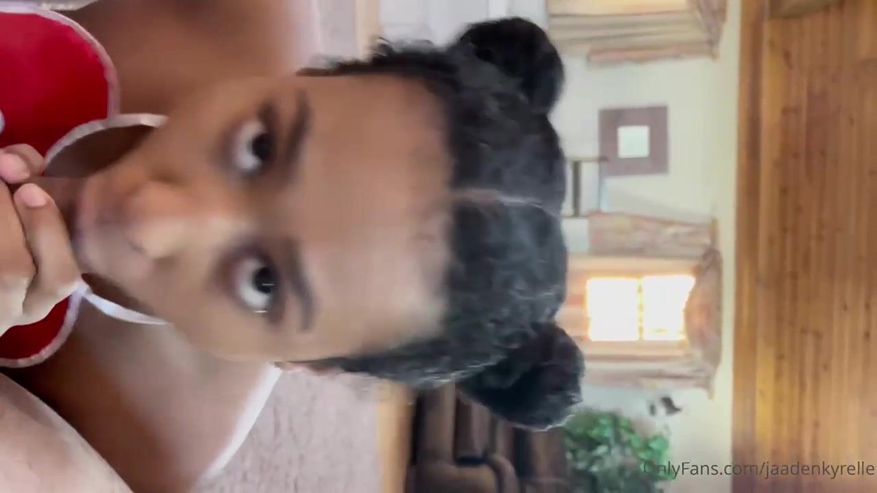 Jaaden Kyrelle Wants A Cock In Her Mouth