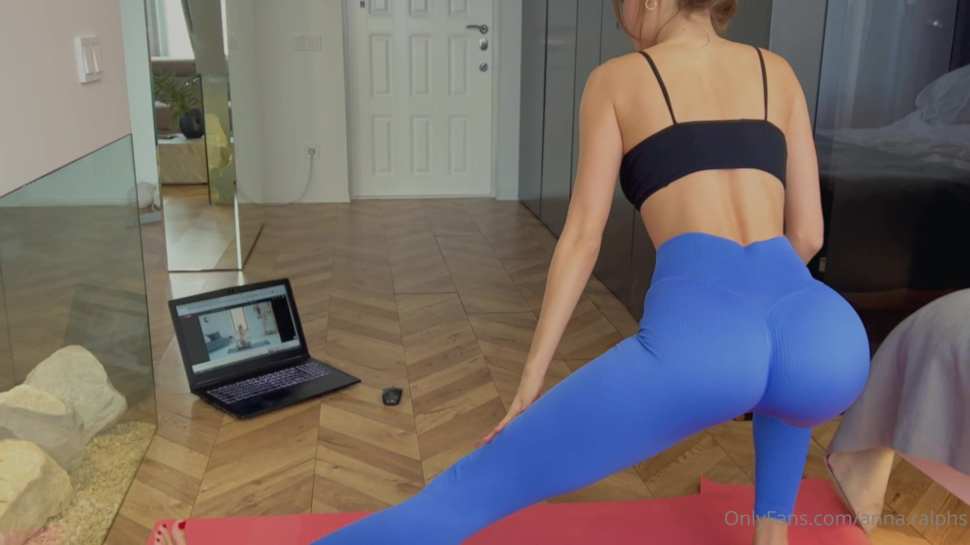 Anna Ralphs Gets Fucked After Yoga