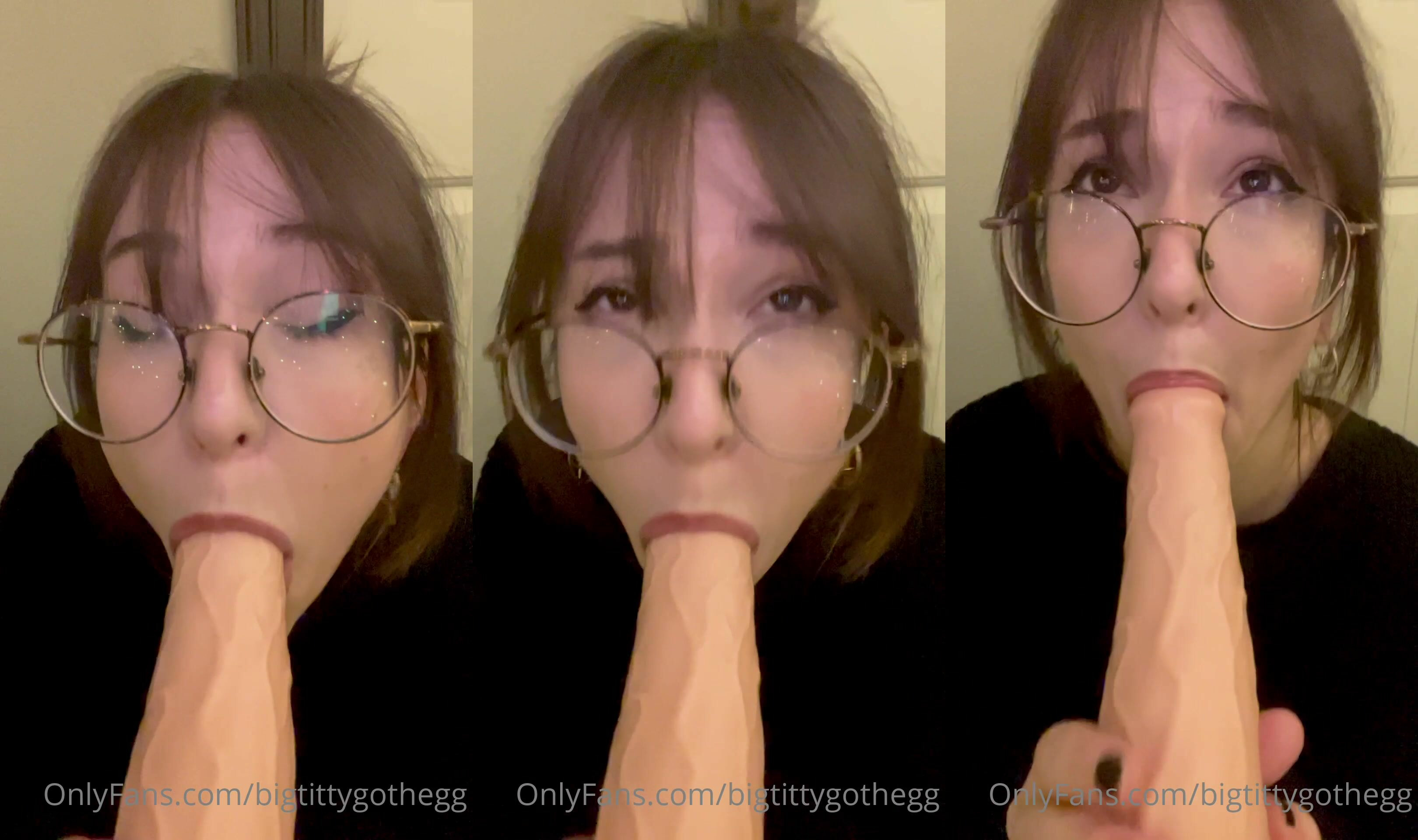 BigTittyGothEgg Sucks Her Dildo
