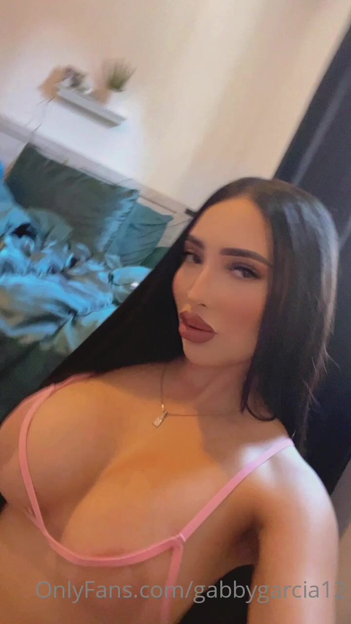 Flaunts Her Big Boobs And Curvy Body
