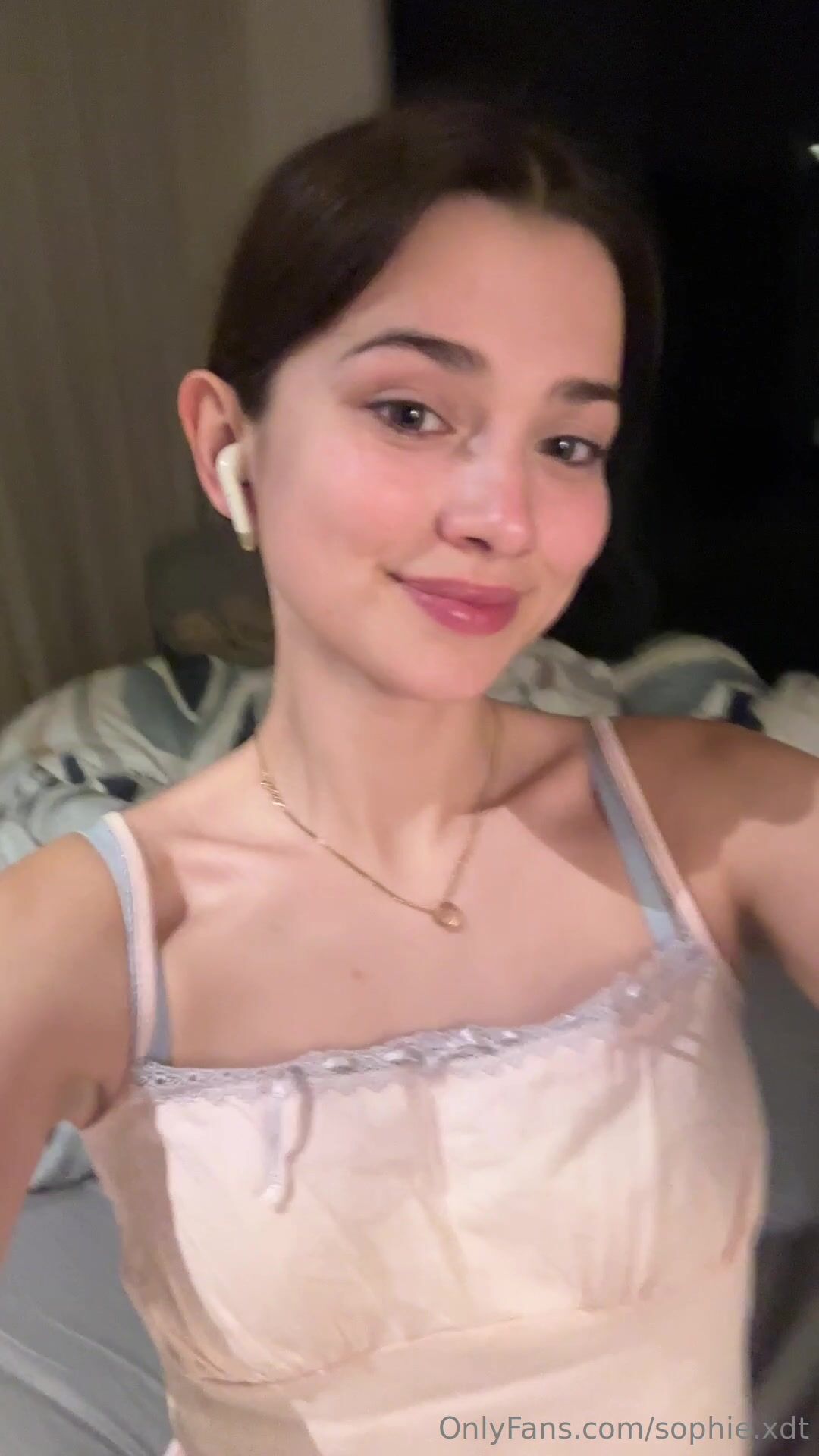 Sophie XDT Teases On Her Bed