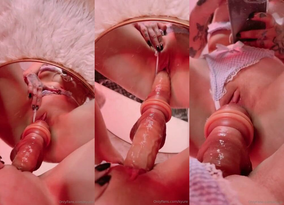 Kyure Films Her Mirror Shot Dildo Ride