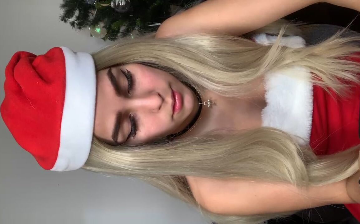 Santa Vita Celestine Gets Naughty On Xmas