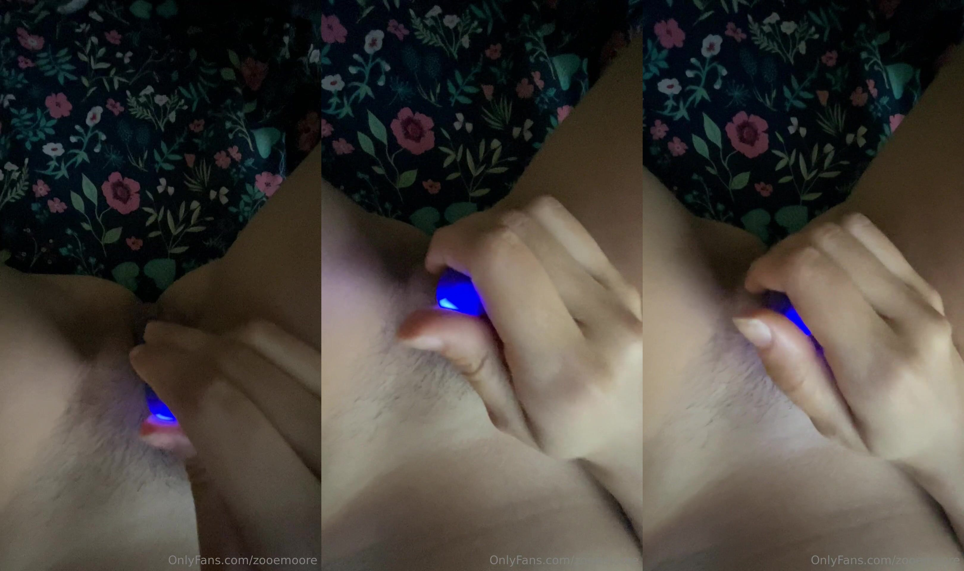 Zooemoore Close Up Vibrator Masturbation