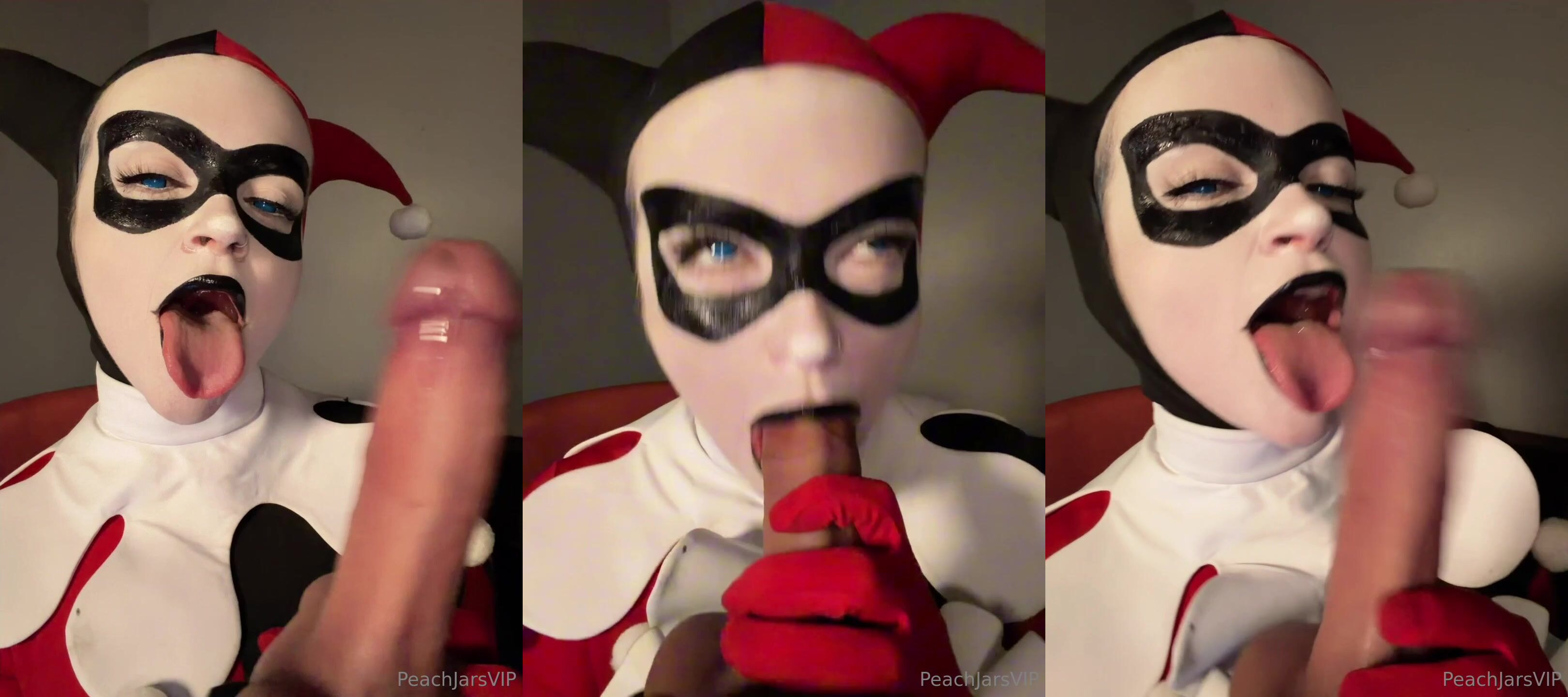 Peach Jars Sucks A Dildo As Harley Quinn