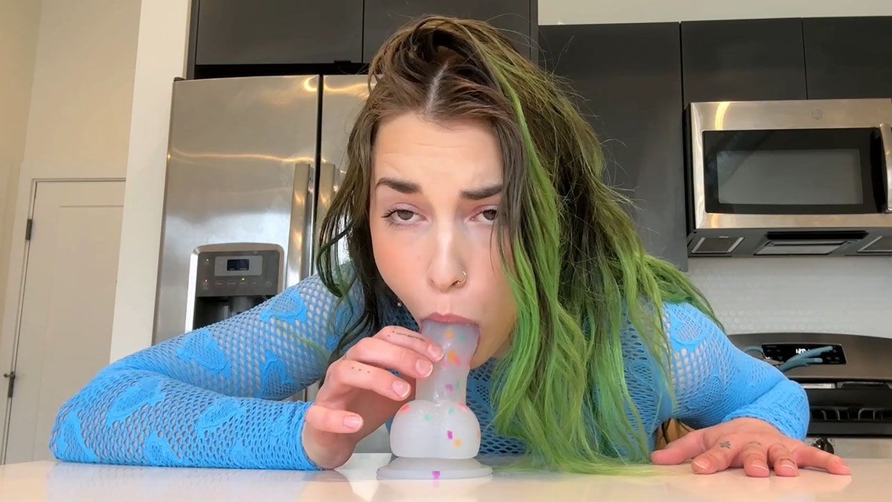 BaileyEilish Rides Her Dildo In The Kitchen
