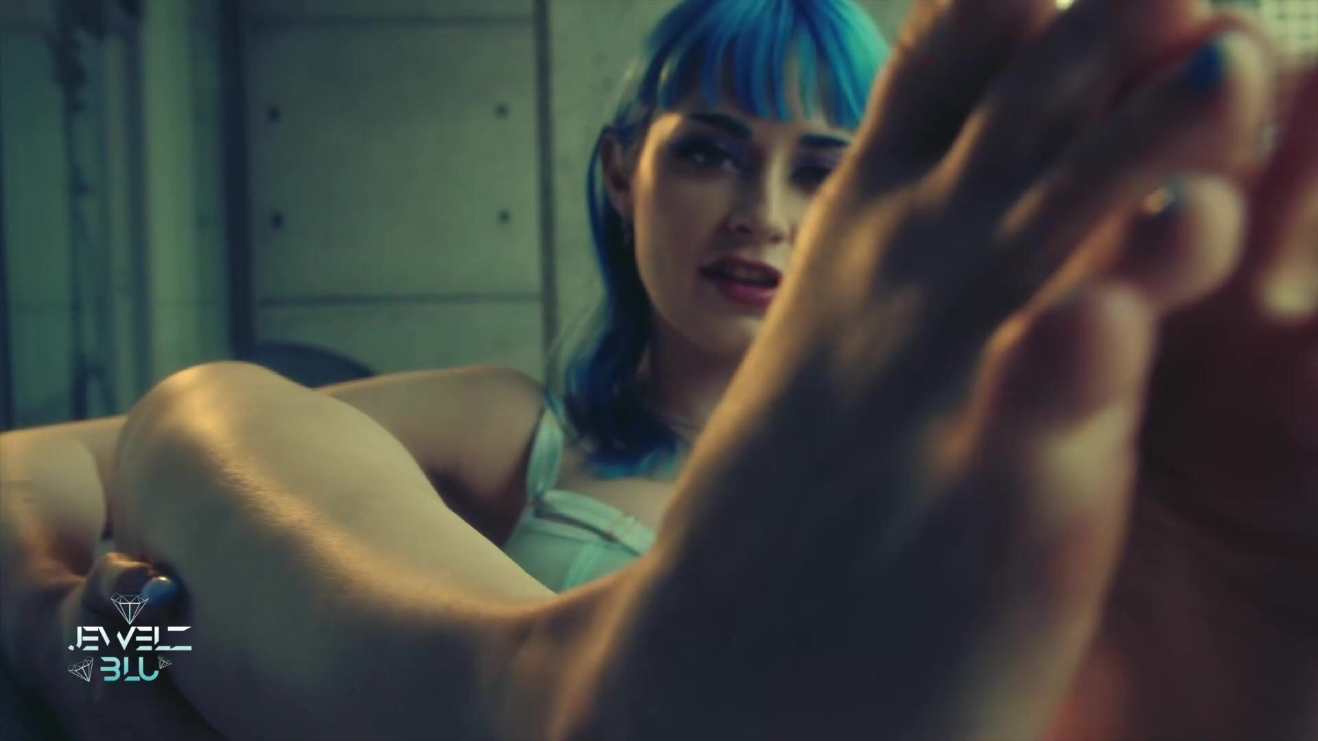 Jewelz Blu Seduces With Her Feet And Masturbates On The Couch
